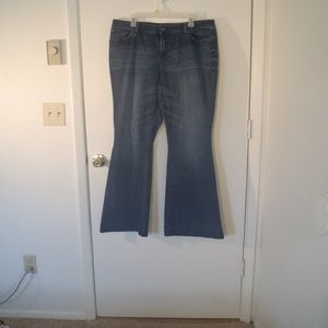 Ladies APT9 FLARE Denim Jeans Sz 12